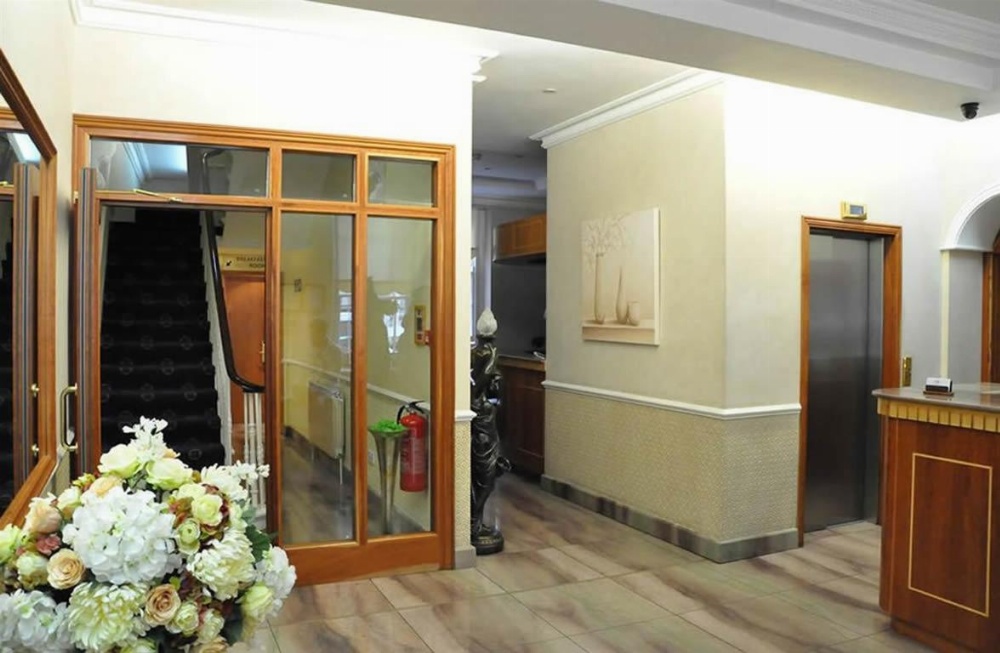 Olympic House Hotel Image 6