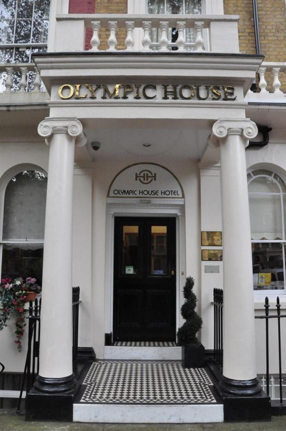 Olympic House Hotel